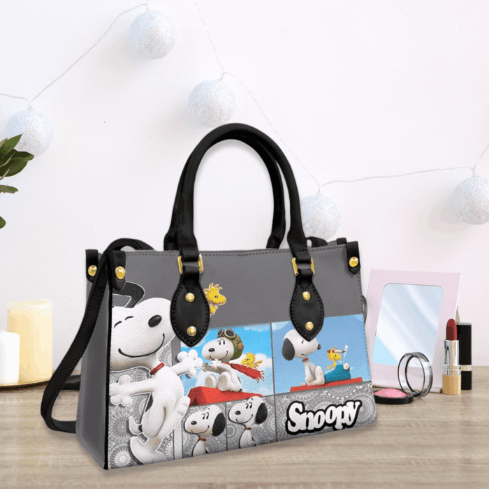 Snoopy Cute Leather Handbags, Custom Woman Luxury Bags Purses, Peanuts Handbag - Image 4