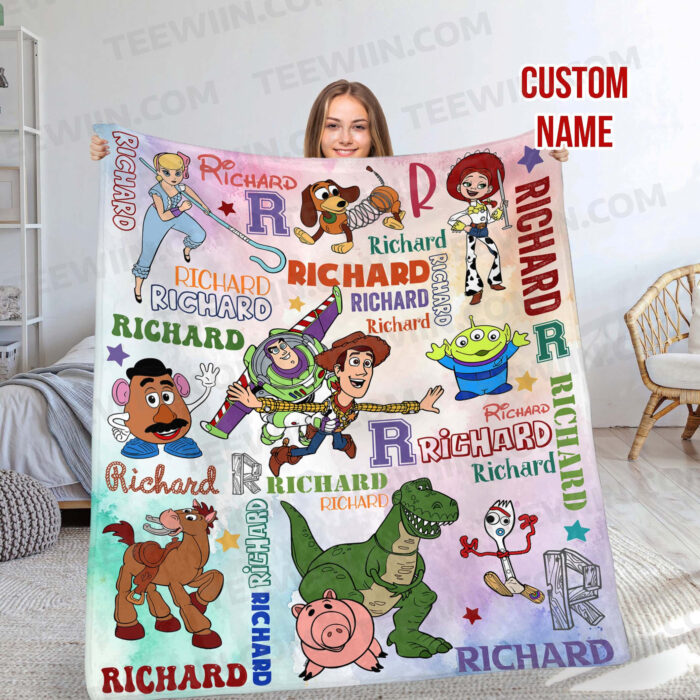 Personalized Disneyland Toy Story Blanket, Custom Name Disneyland Blanket, Toy Story Characters , Toy Story Birthday, To Infinity & Beyond - Image 10
