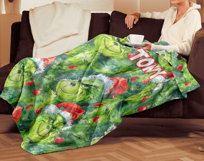 Personalized Smiling Grinch Monster Flannel Throw Blanket, Christmas Blanket, Personalized Grinch Blanket for Toddlers, Gifts for Kids - Image 4