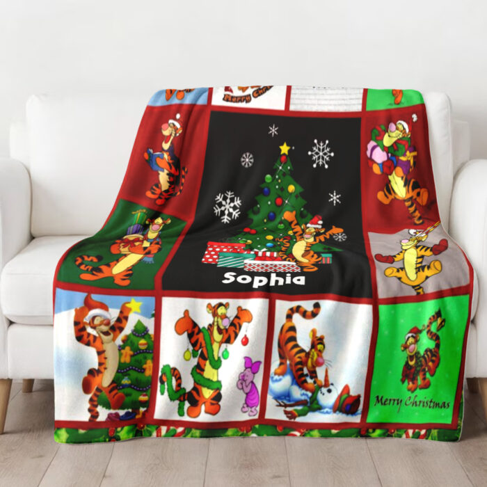 Personalized Tigger Christmas Disney Fan Quilt Blanket, Winnie the Pooh Blanket Home Decor Gift - Image 2